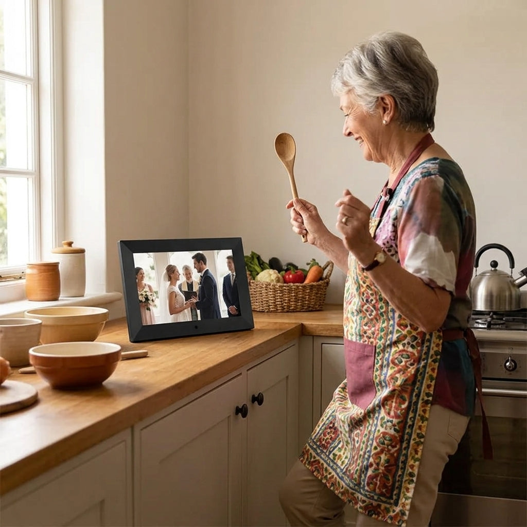 Cadre photo numérique Wi-Fi 7 pouces 32 Go avec haut-parleur